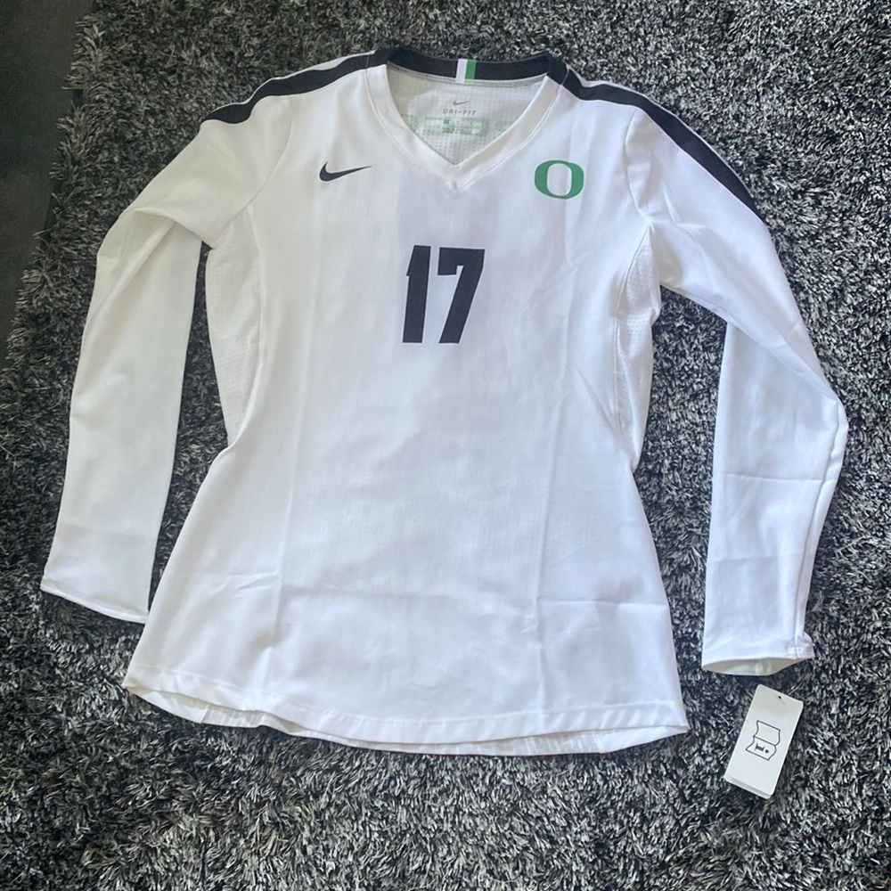 NCAA Women’s Oregon ducks Nike shirt